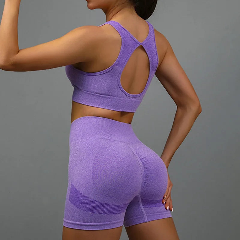 Débardeur et short yoga violet femme confortable